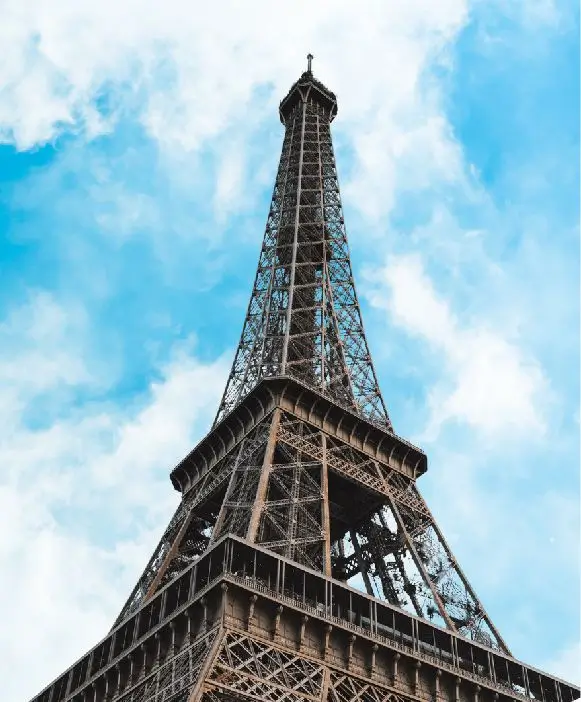 Foto ilustrativa da torre Eiffel